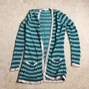 Zig zag small forever 21 sweater